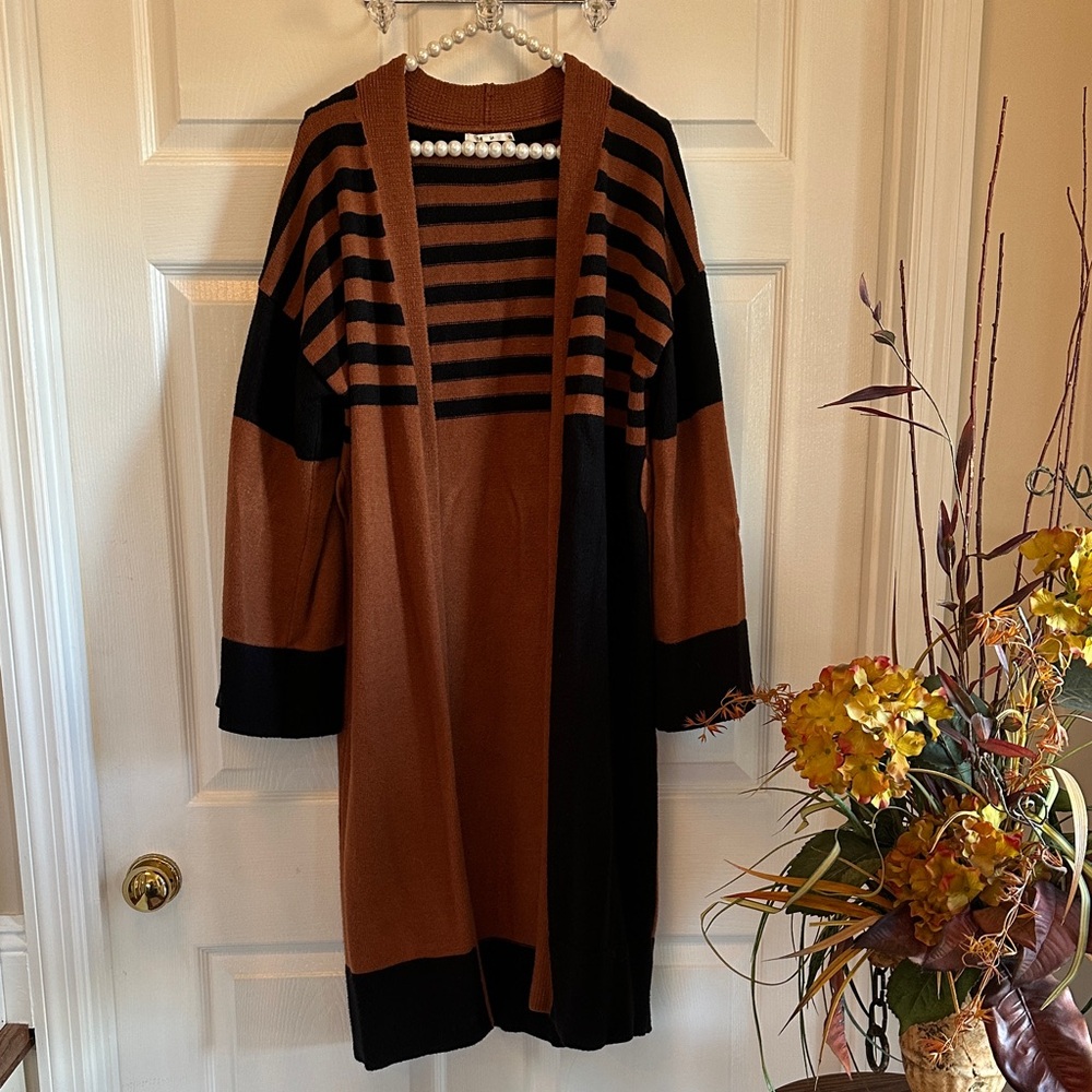 Tularosa Sz L long Cardigan Sweater